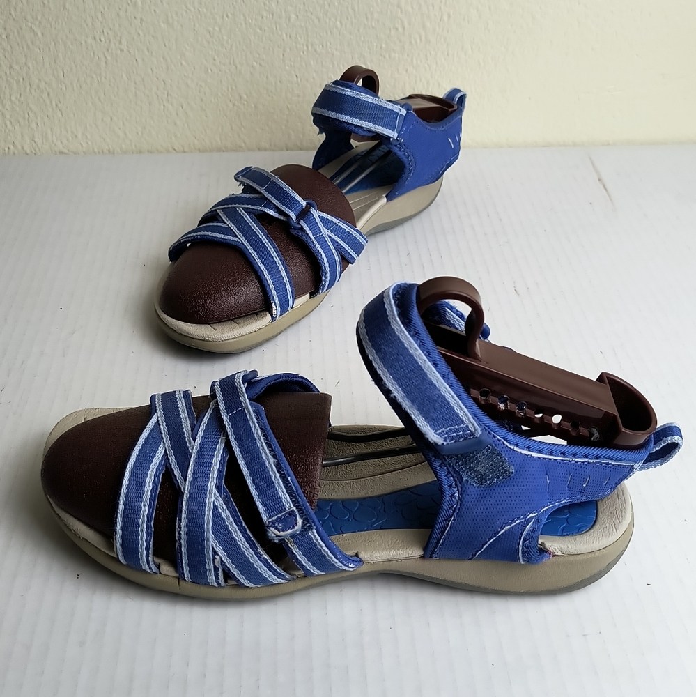 croft & barrow Blue and Brown Strappy Comfort Sandals